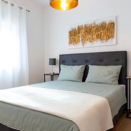Apartmani Sara Бибине Екстериор снимка