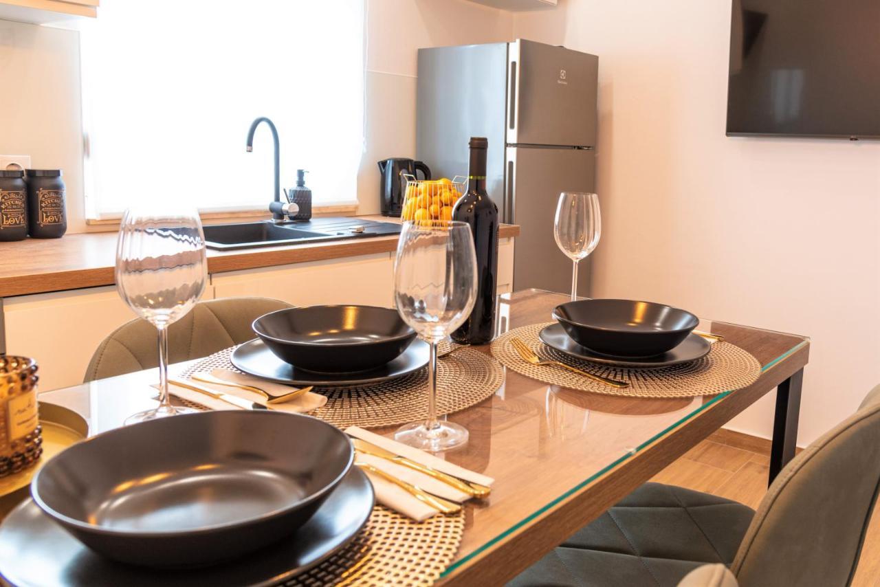 Apartmani Sara Бибине Екстериор снимка
