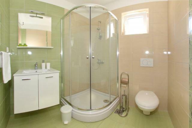 Apartmani Sara Бибине Екстериор снимка